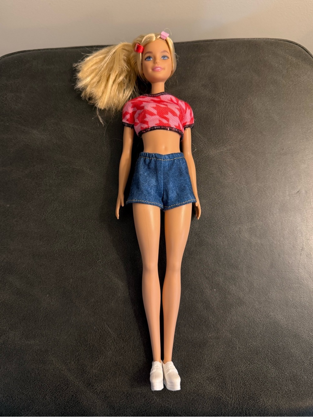 Mattel 2015 Barbie Fashionista doll
